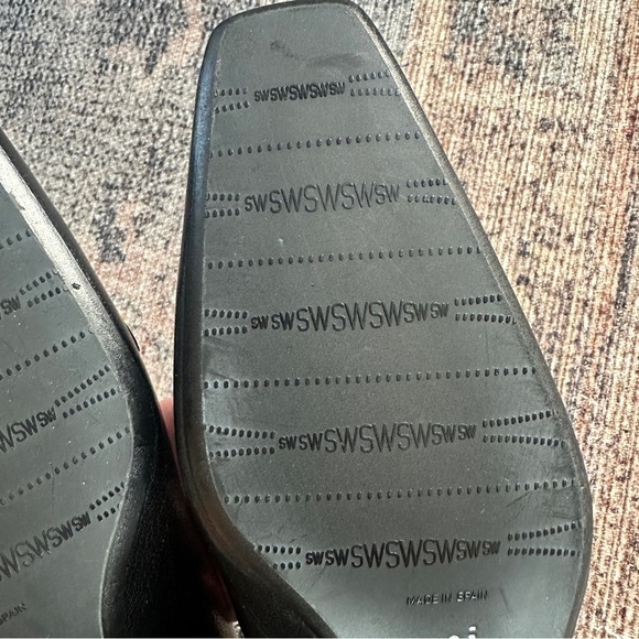 Stuart Weitzman Black Bow Heels sz 8.5 - Picture 4 of 6